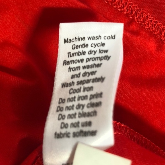 Athleta Essence Boxy Red Top Medium - Picture 8 of 8